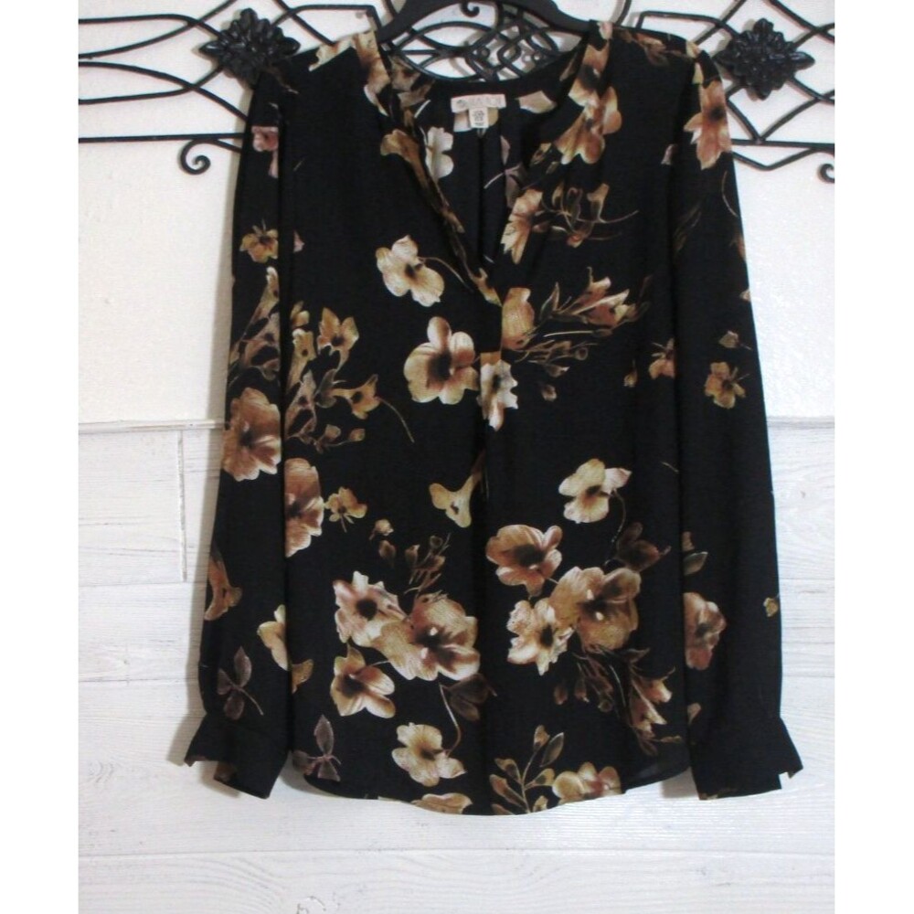 Lila Rose Women's Top Size M Long Sleeve Black Floral Round Neck